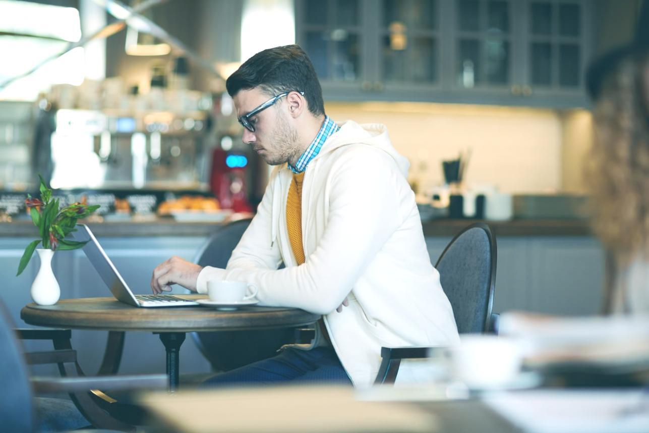 Delegation Mistakes That Quietly Collapsed Teams